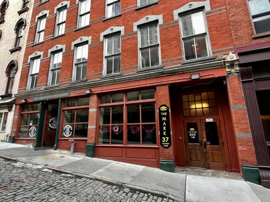 Downtown Albany 2 Bedroom + Workstation @ The Mark Exterior foto
